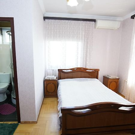 Nice House In The Heart Of The City Yerevan Exterior photo