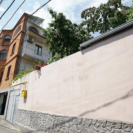 Nice House In The Heart Of The City Yerevan Exterior photo